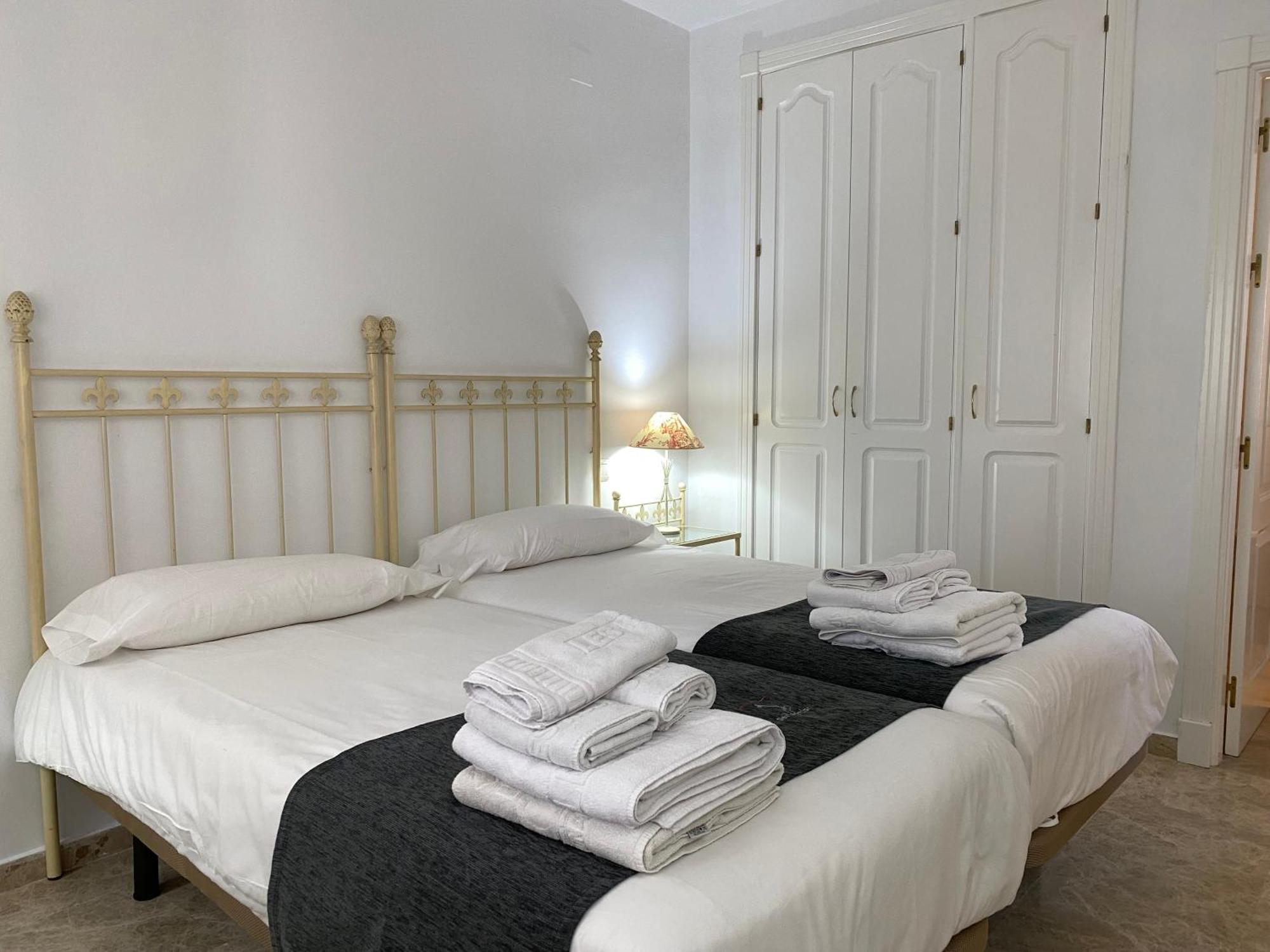 Serinamar- Los Naranjos De Marbella Room photo